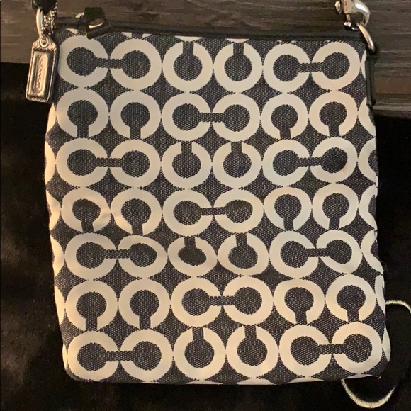 Coach Bag & Wristlet - Picture 2 of 7